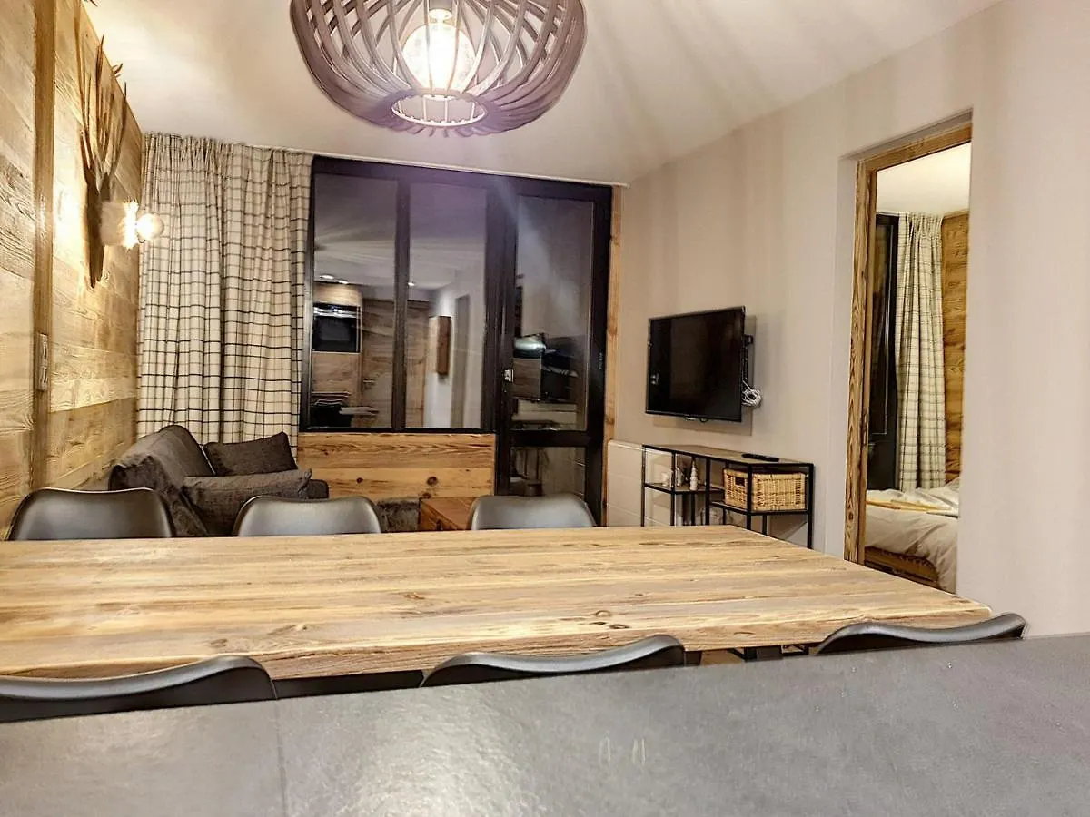 Superbe 2 Pieces + Cabine Renove, Pied Des Pistes, Val D'Isere, 6 Pers., Parking, Balcon Sud - Fr-1-518-42 Lägenhet Val-dʼIsère